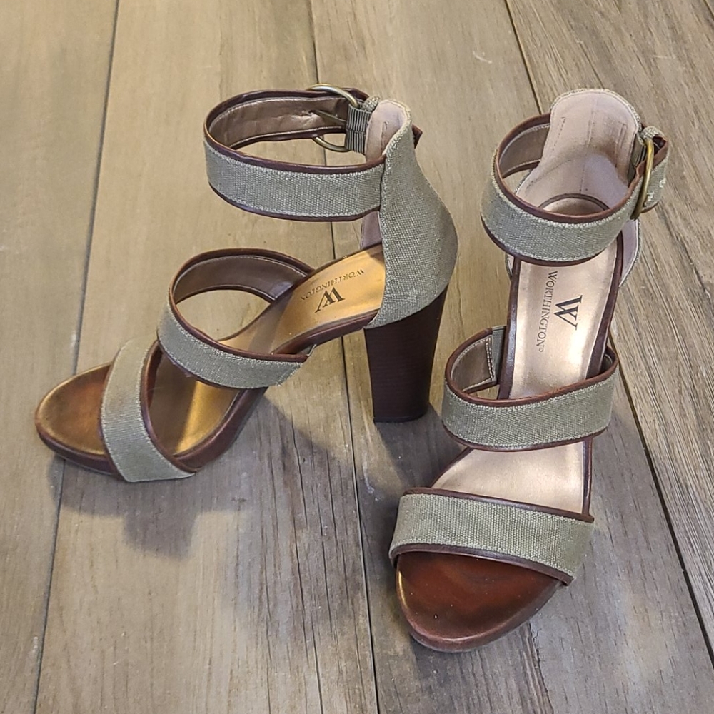 Worthington Parma Olive Strappy Heels SZ 7